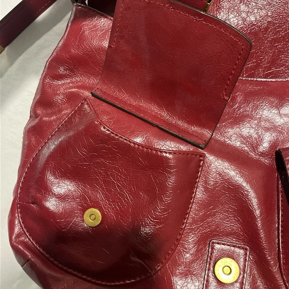 Michael Kors DARRINGTON Large Crackled  Leather Shoulder Bag In Deep Red